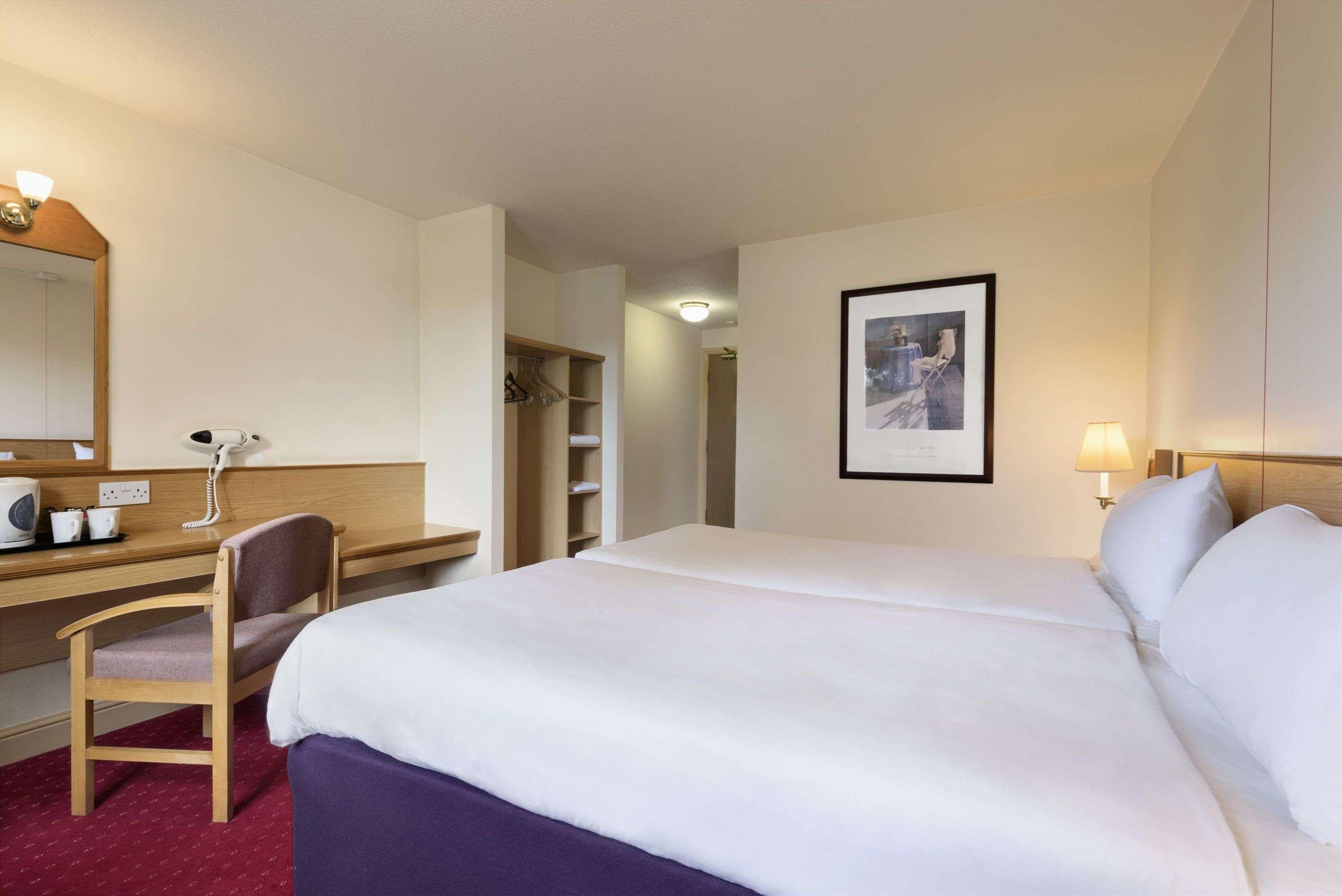 Days Tewkesbury Hotel 3*