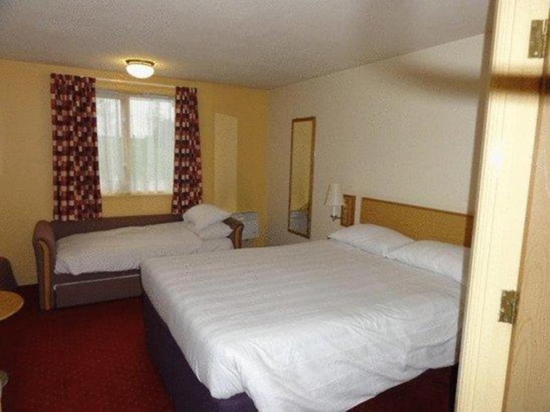 Days Tewkesbury Hotel